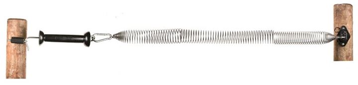 Poortveerset bestaande uit RVS/INOX spiraalveer met conische uiteindes (max 5mtr) en RVS/INOX zwarte KOLTEC poortgreep, poortgreepanker en isolator voor de bevestiging aan de paal. LET OP: Niet geschikt voor paarden!