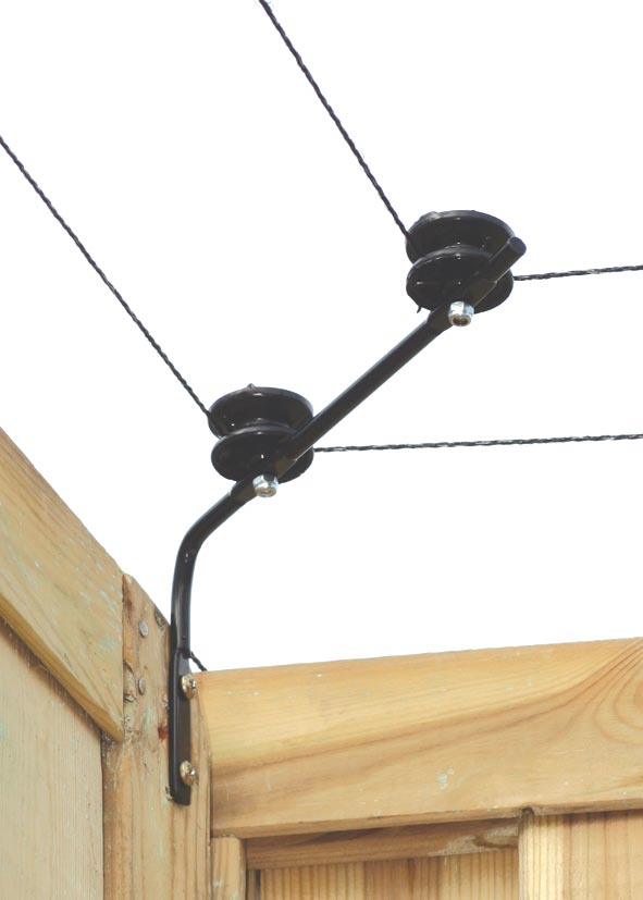 Set van 2 Isolatorsteunen incl. 4 rol-isolatoren.