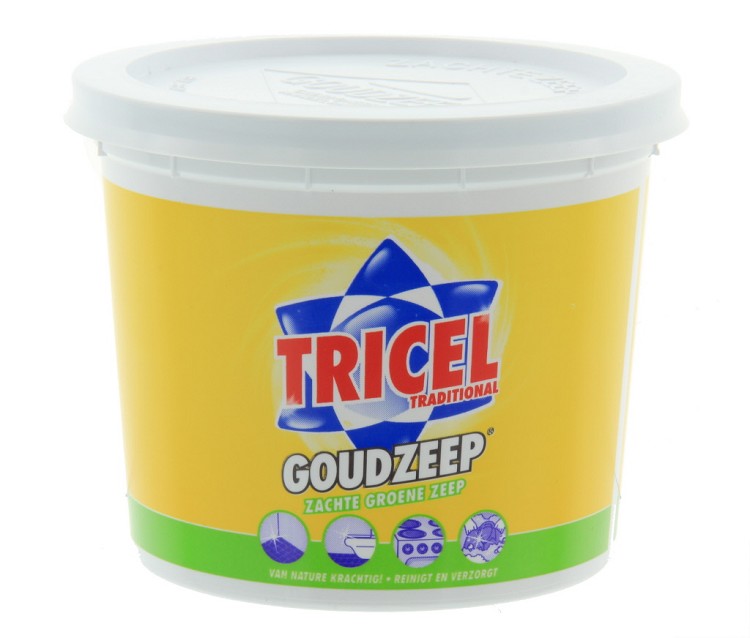 Tricel Goudzeep, ook wel bruine of groene zeep genoemd.