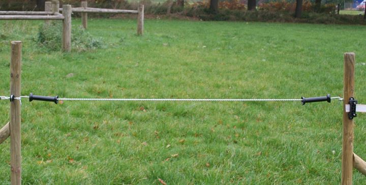 Complete poortset van elastisch koord met twee KOLTEC poortgrepen en poortgreep ankers, geschikt voor poorten tot max. 2 mtr