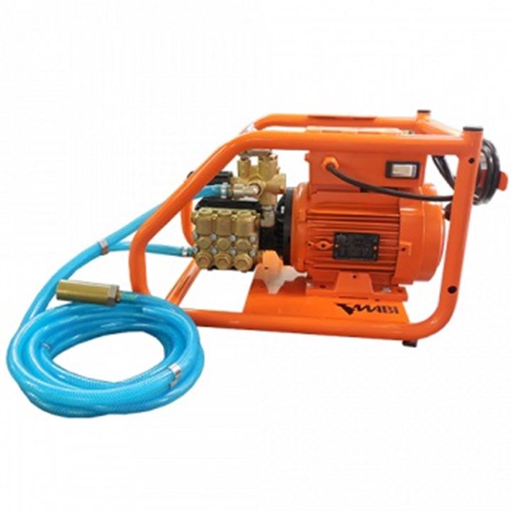 MABI HOGEDRUK 8HP ECO, compacte en veelzijdige zuigerpomp die wordt ingezet bij zowel het injecteren als het bespuiten van hout.