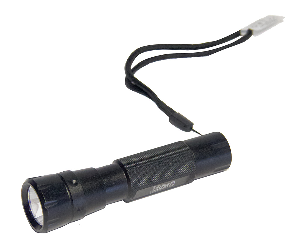 Herlaadbare LED zaklamp met batterij en lader. Zeer krachtig 240 lumen, tot 240 meter.