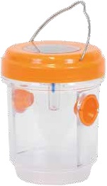 Fruitvliegenval met een zonnecel en een LED-lampje
Fruitvliegjesval, te gebruiken met 100 tot 200 ml onverdund AT-WAS-01040 lokmiddel (niet
bijgeleverd). Uitgerust met een zonnecel en een LED-lampje voor ongeziene vangst bij valavond en
‘s nachts. Dubbele ingang, hengsel in RVS.