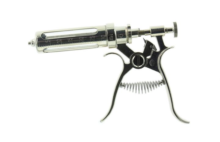 Roux revolver injectie pistool met schroefaansluiting, inhoud 30 ml. Doseringen van 0,5 tot 2,5 ml.