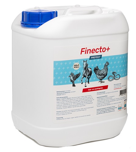 Hokspray voor kippen en een vachtspray voor paarden.
