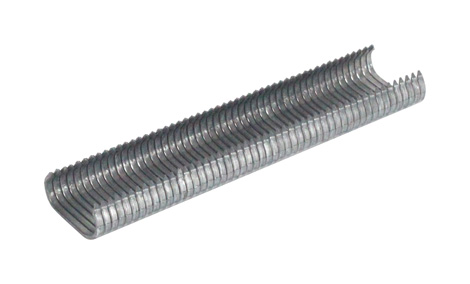 Voor reparaties aan de netten en ritsbevestiging.
Gegalvaniseerd.